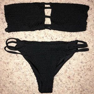Solid black Bikini